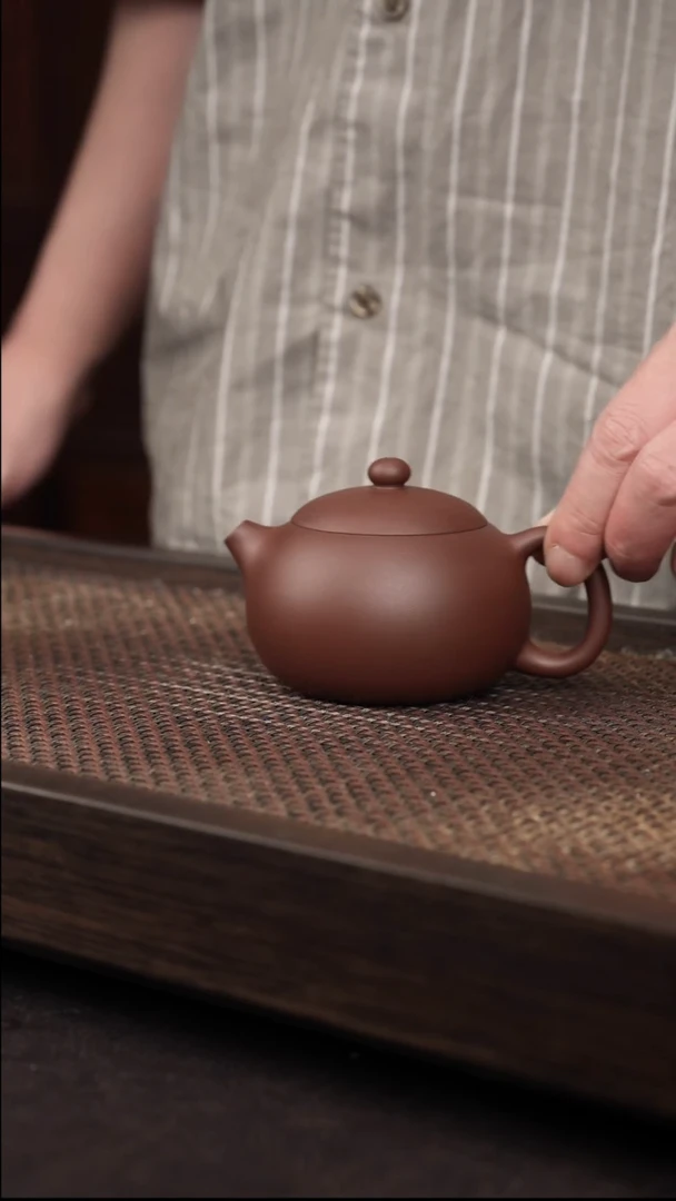 茶杯紫砂底槽清西施