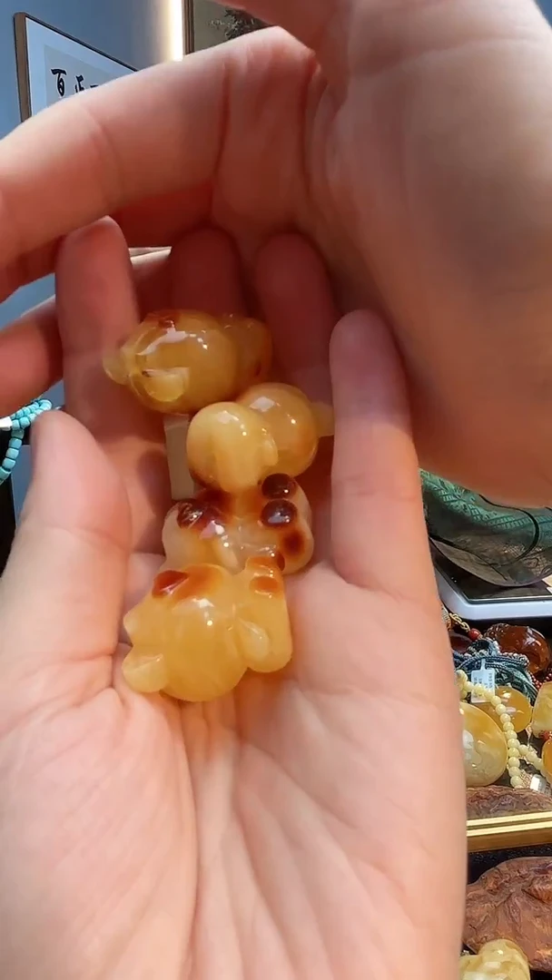 琥珀颈饰未镶嵌吊坠（多样性发其一）