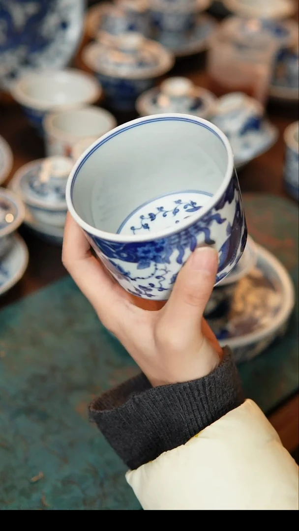 其他陶瓷满鳜鱼藻纹直口杯