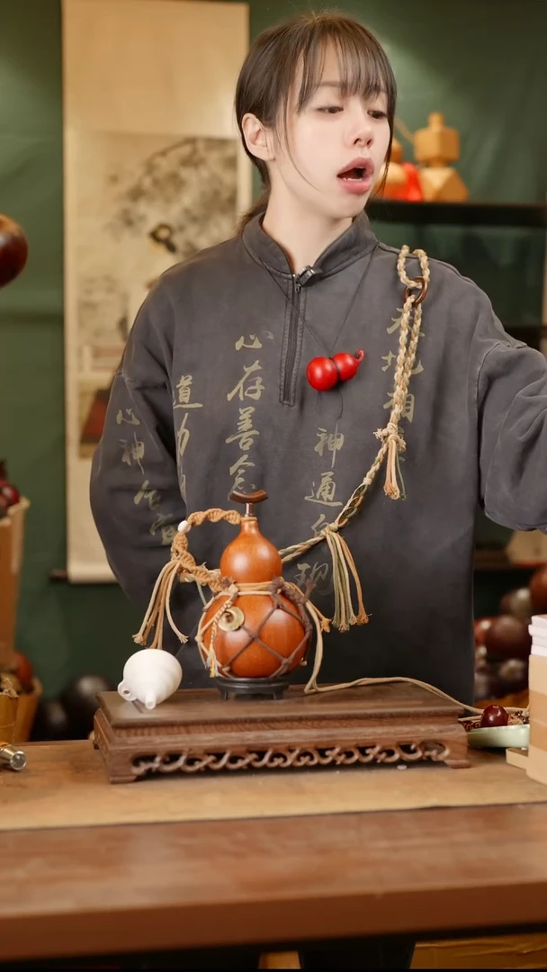 28号精品天然大漆酒葫芦一物一拍~