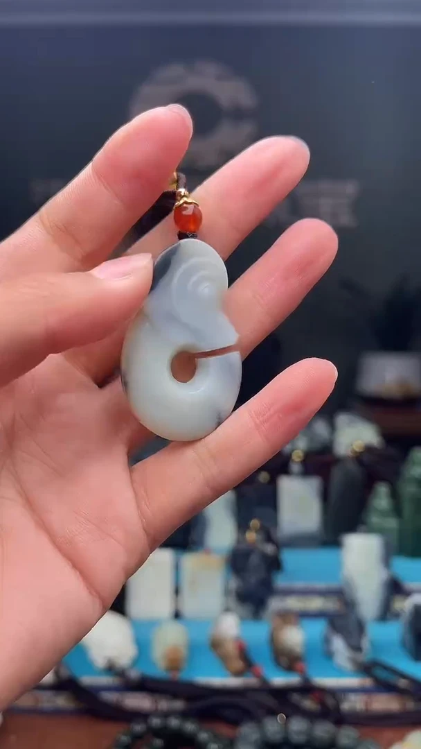 未镶嵌和田玉挂件1