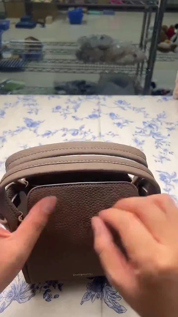 瓷片如图所示如图所示