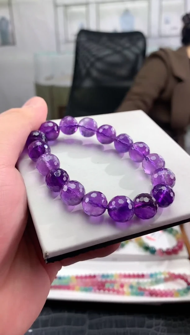 【闪购商品】紫晶手串未镶嵌多样性发一条