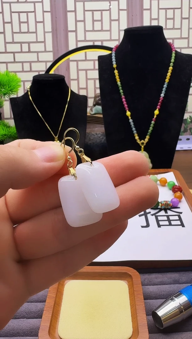 和田玉14K金镶嵌耳饰E84
