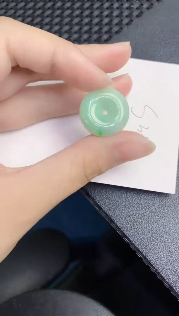 翡翠未镶嵌颈饰天然翡翠緬甸A貨