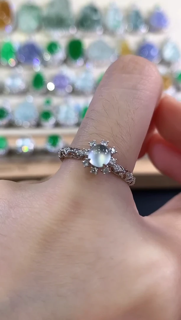 18K金镶嵌戒指翡翠b68多样性一件发