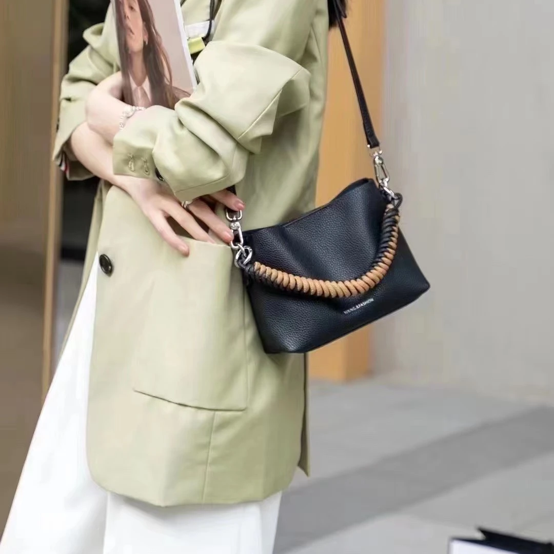 KLL-K601-黑色-RAIN.CUN轻奢小众时尚百搭女士包包x