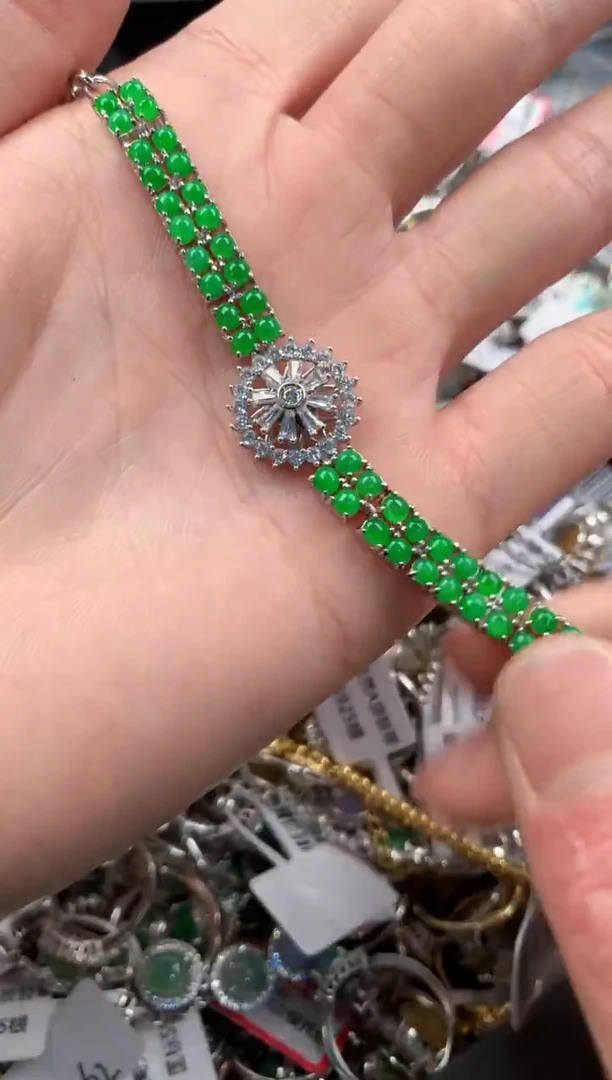 银S925镶嵌戒指翡翠6         1