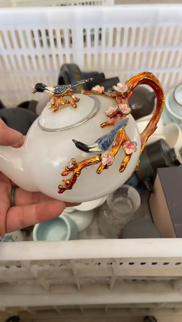 杯子陶壶嘴有小磕碰介意勿拍