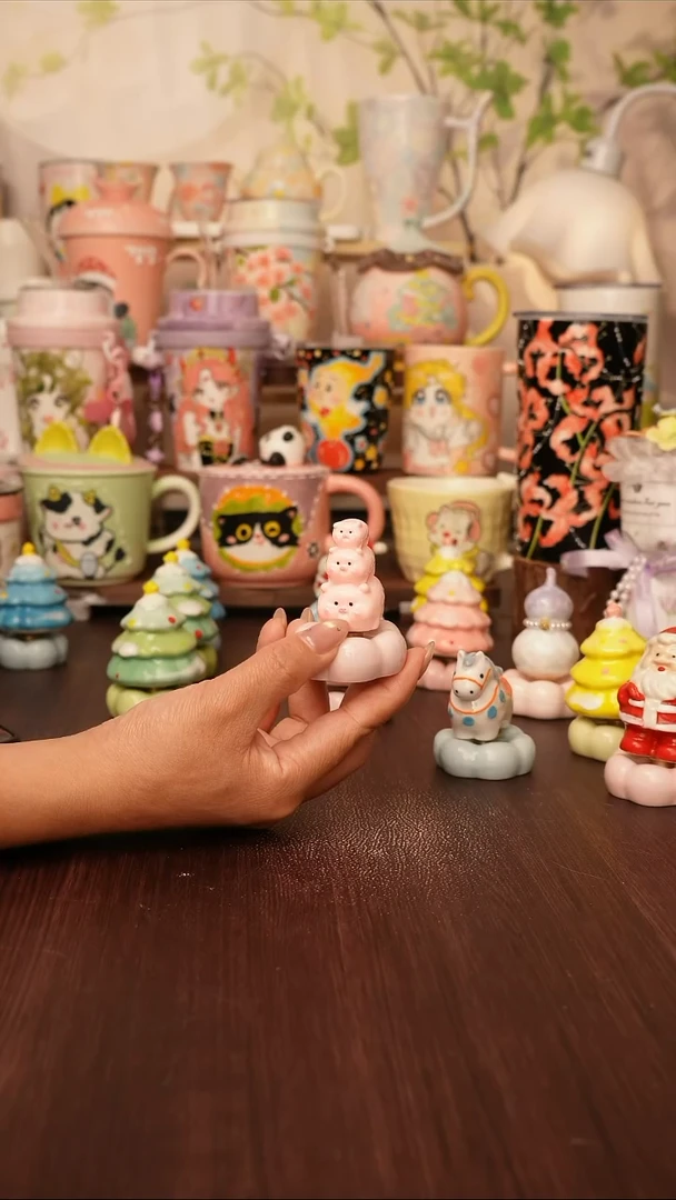 陶景德镇手绘的杯子