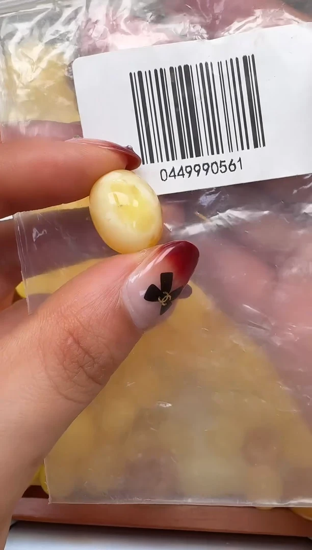 裸石琥珀未镶嵌如图