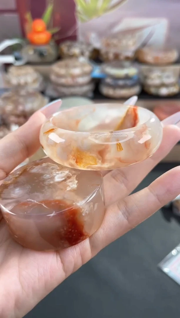 未镶嵌手镯石英质玉52