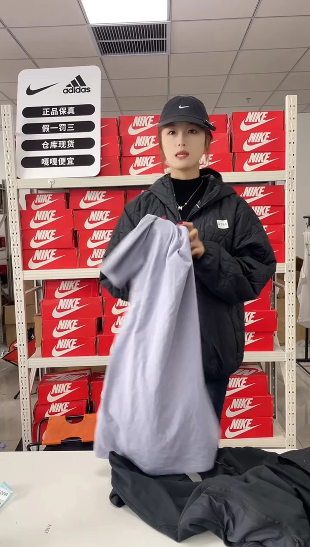 编码345闪购尺码  xs Nike/耐克卫衣卫裤以直播间过款为主
