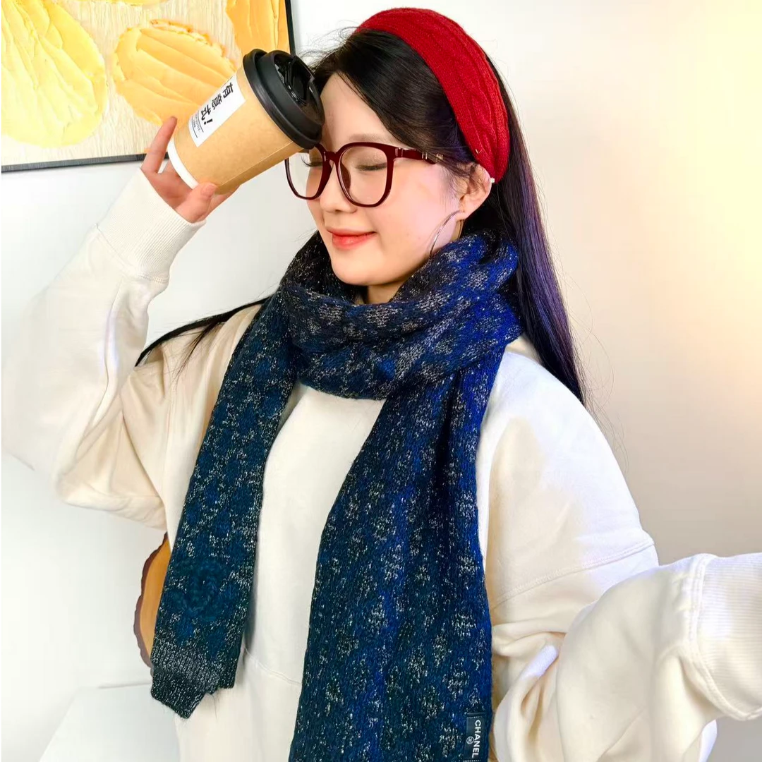 时尚款~冬季氛围感百搭潮流长款保暖披肩针织围巾女