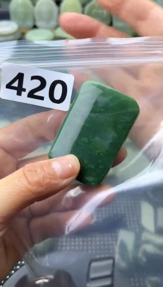 未镶嵌和田玉珠宝半成品牌子