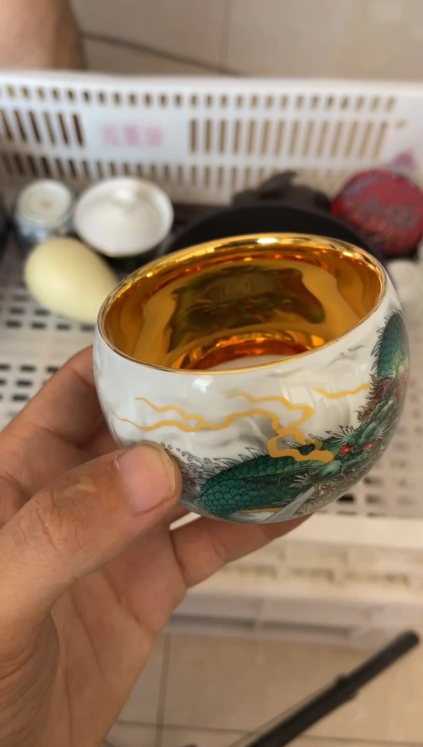 杯摄影的产品有使用过的痕迹有点脏介意勿拍