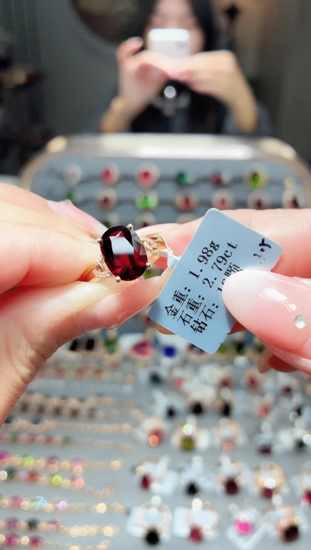 18K金镶嵌戒指碧玺2.79ct