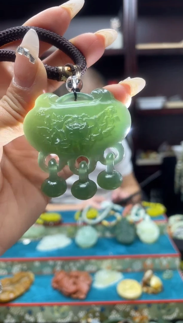 未镶嵌岫玉吊坠多样性发*货拍一发一