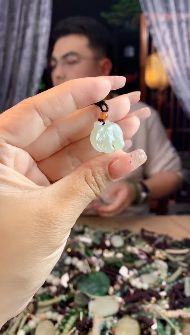 【闪购商品】和田玉挂件未镶嵌多样性发货拍一发一