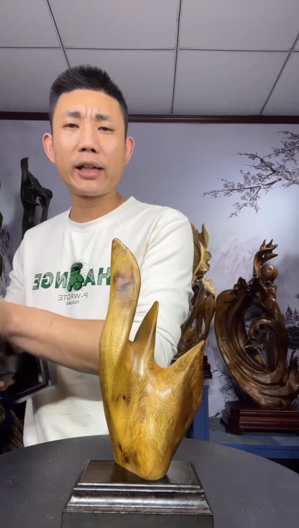 金丝楠木雕款树***象金丝楠木工艺品摆件