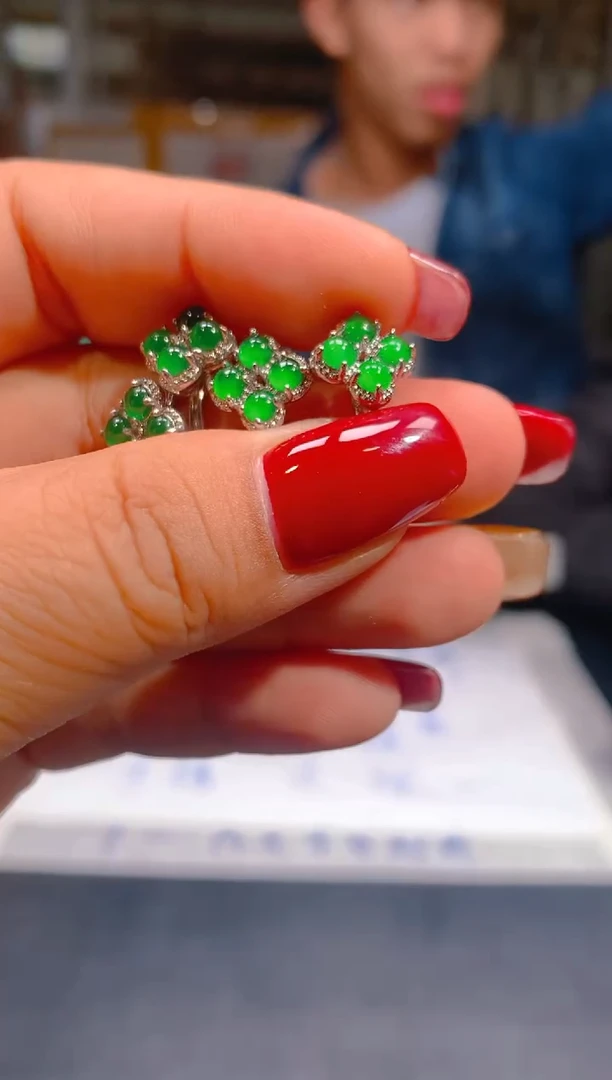 【闪购商品】定制翡翠未镶嵌71定制翡翠-多样性发货 {发其 一}