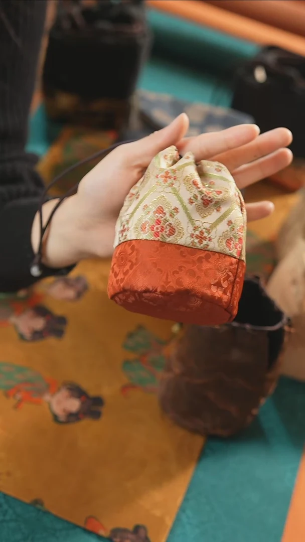 【闪购商品】杯袋···········