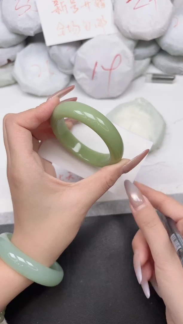 东凌女款手镯118-52