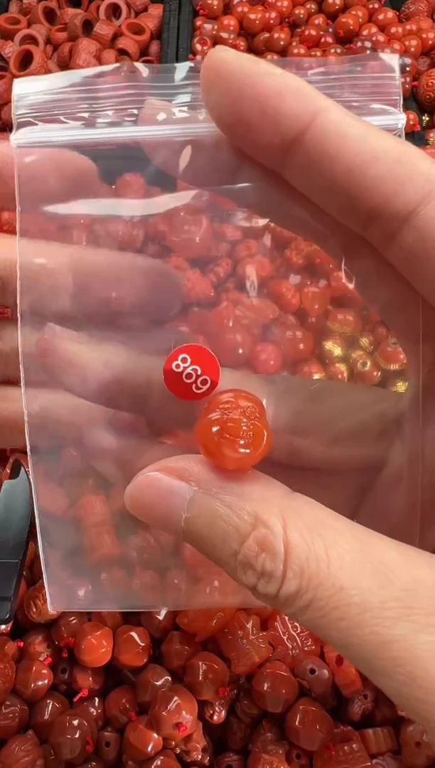 【闪购商品】南红玛瑙颈饰未镶嵌3