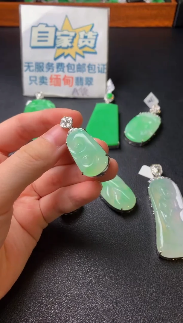 颈饰银S925镶嵌翡翠翡翠