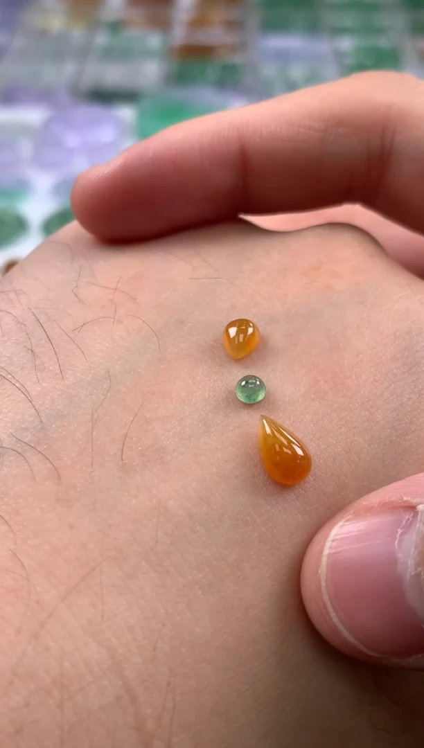 【闪购商品】定制翡翠未镶嵌翡翠