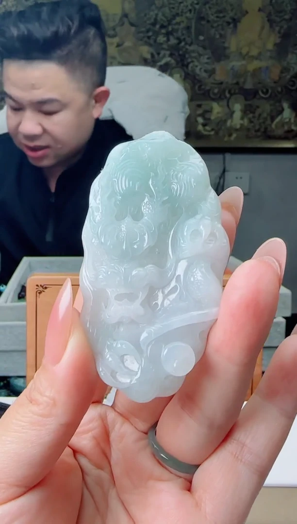 【闪购商品】翡翠颈饰未镶嵌1111111111