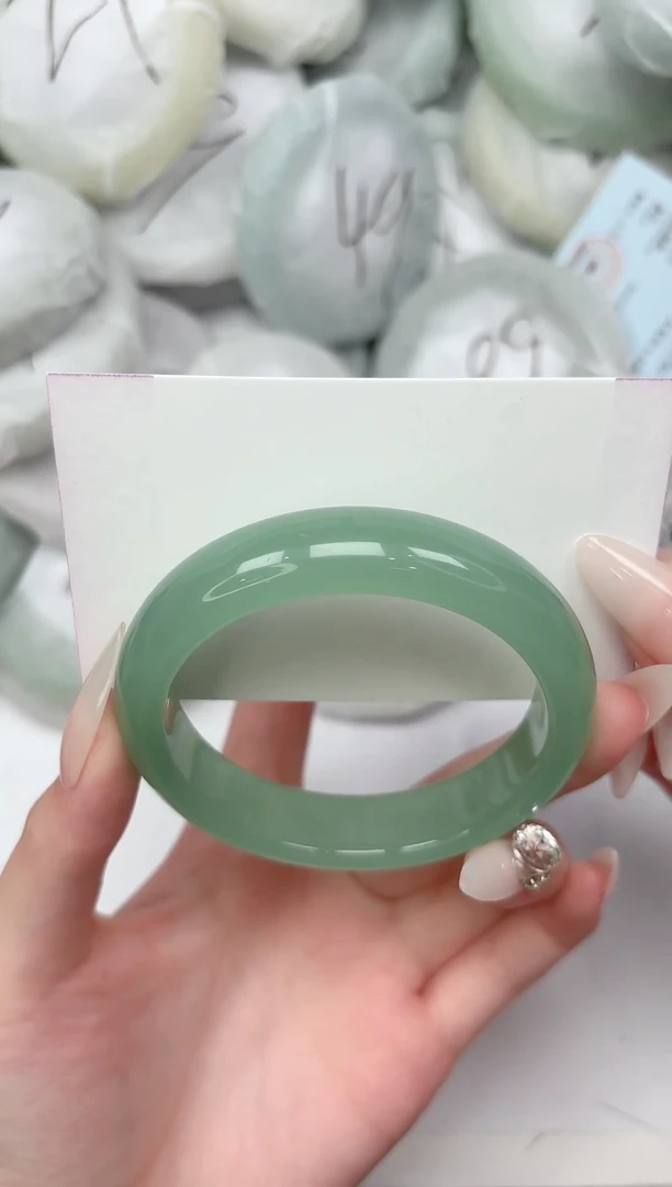 未镶嵌手镯石英质玉94-56.8