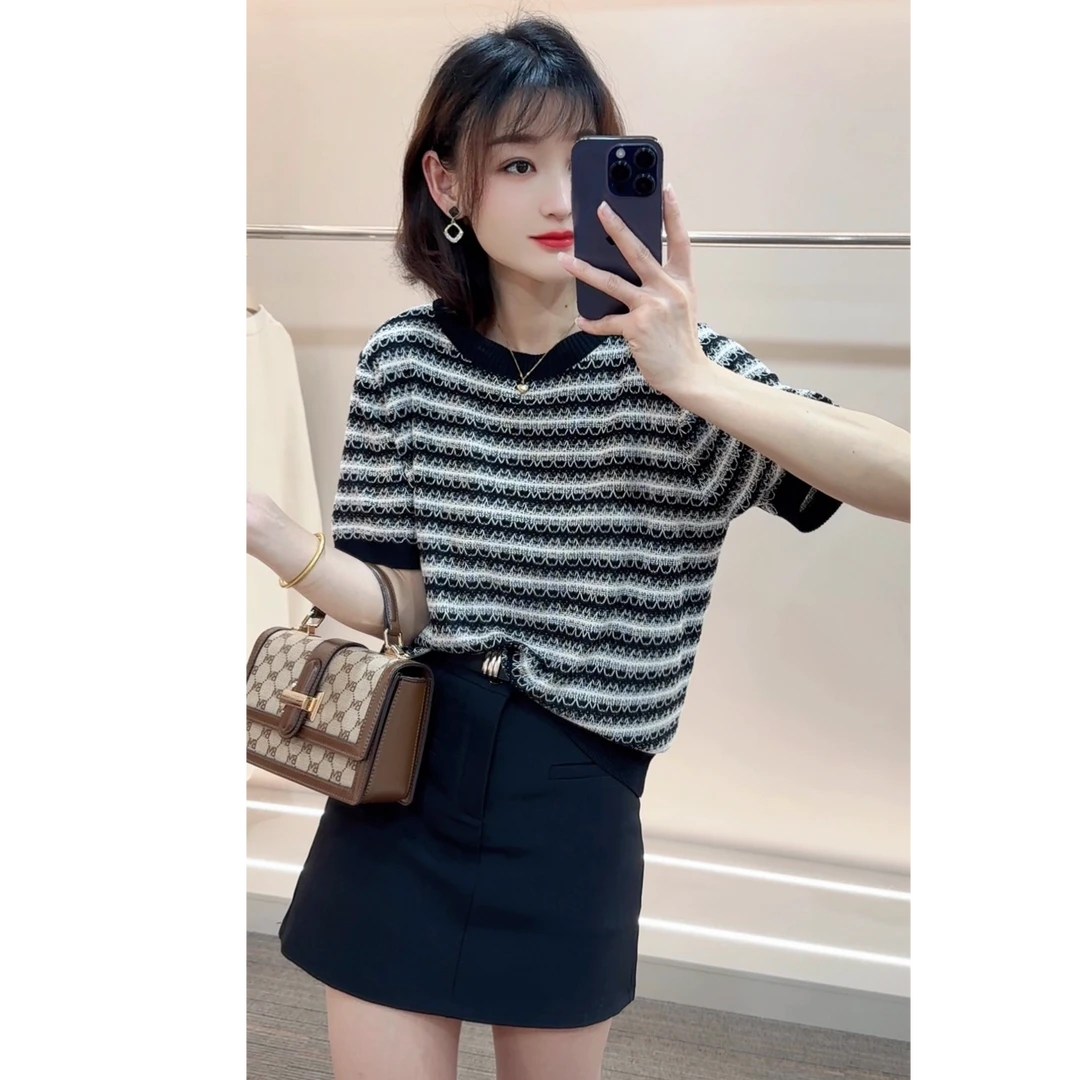 【浮线钩花小香风】正肩短款短袖女夏季新款百搭条纹显瘦上衣ins