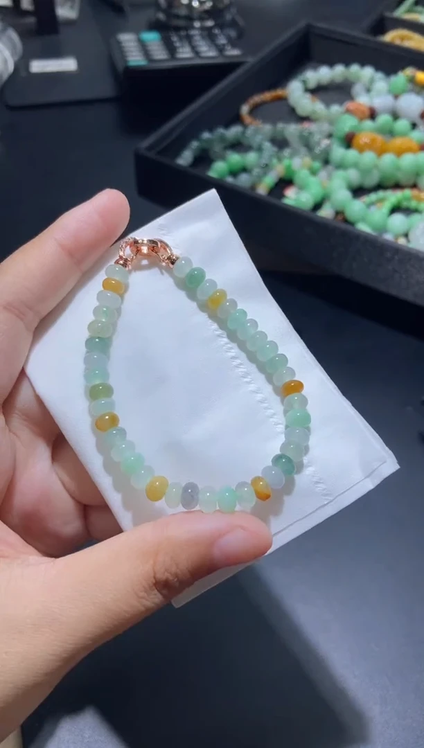 颈饰未镶嵌翡翠天然翡翠a货12多样性发一