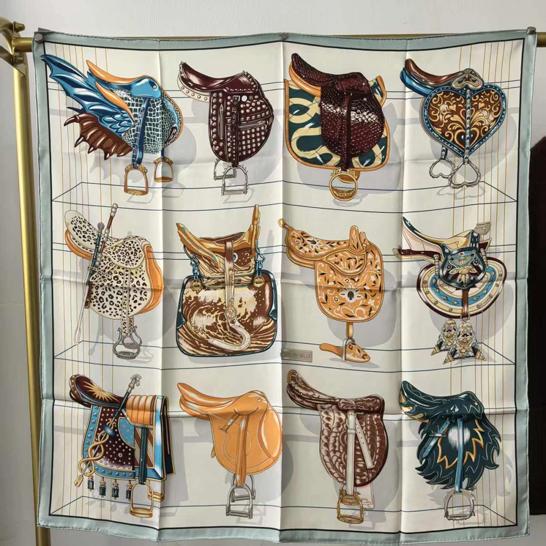 【鞍上世界】88*88重磅斜纹双面印花丝巾 100桑蚕丝时尚百搭轻奢款