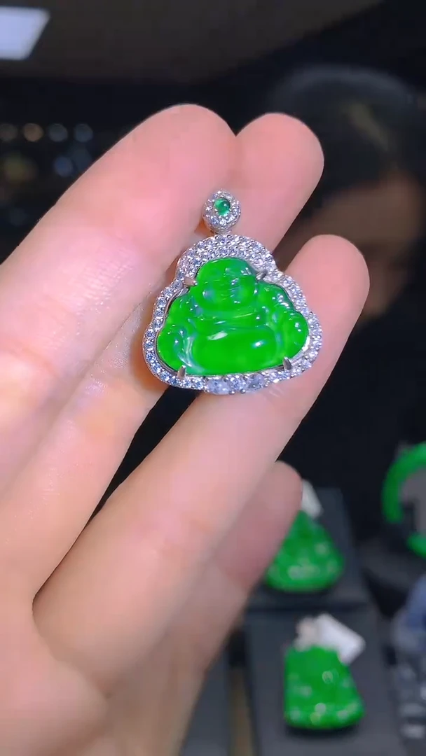 吊坠(赠链)银S925镶嵌翡翠002（多样性发其一）