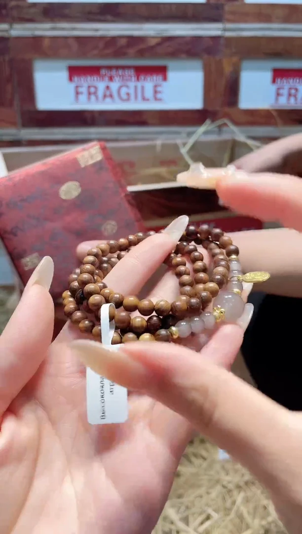 精品手串闪购链接（多样性发其一）￥