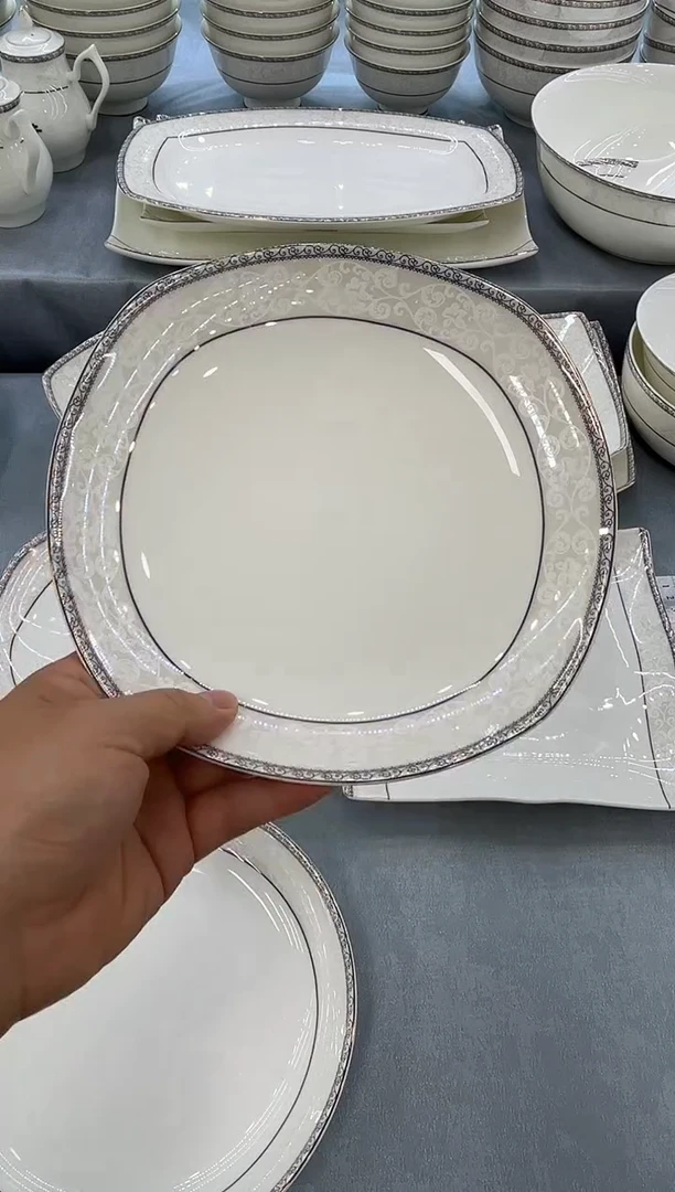 骨瓷玲珑8方4个