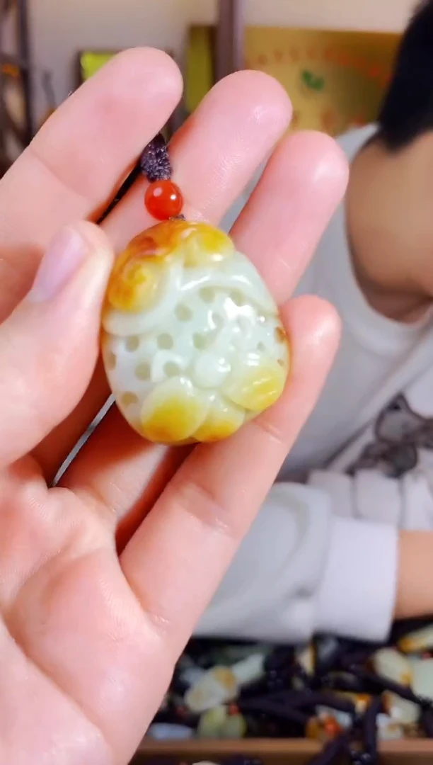 【闪购商品】和田玉颈饰未镶嵌1