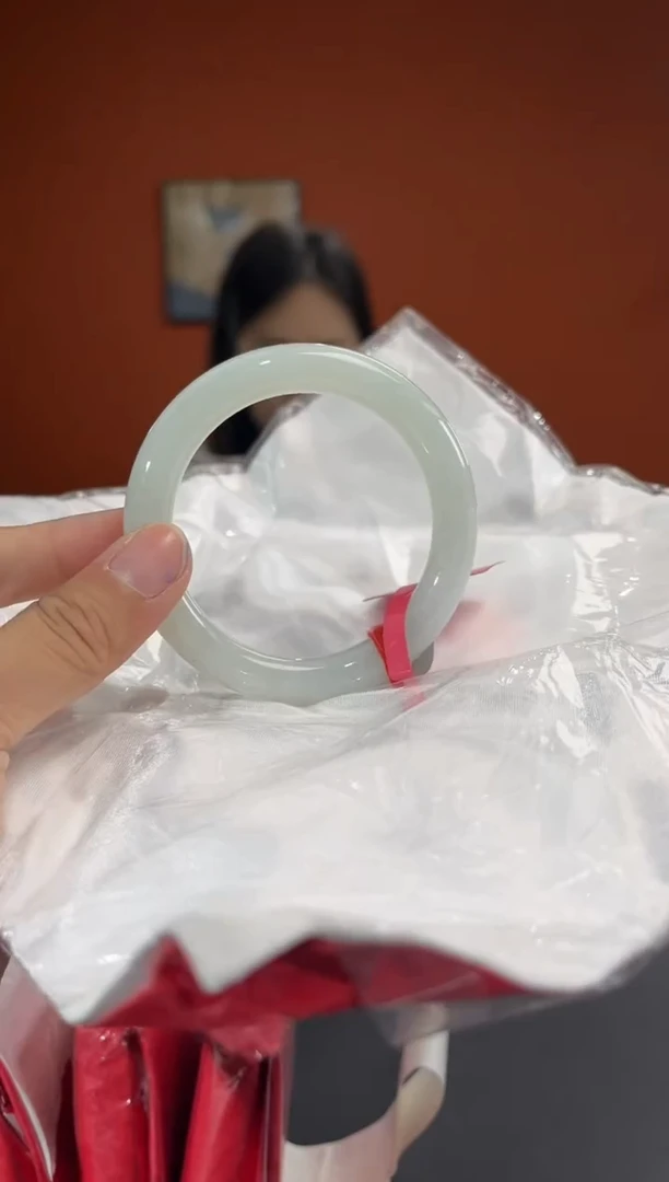 未镶嵌手镯翡翠4