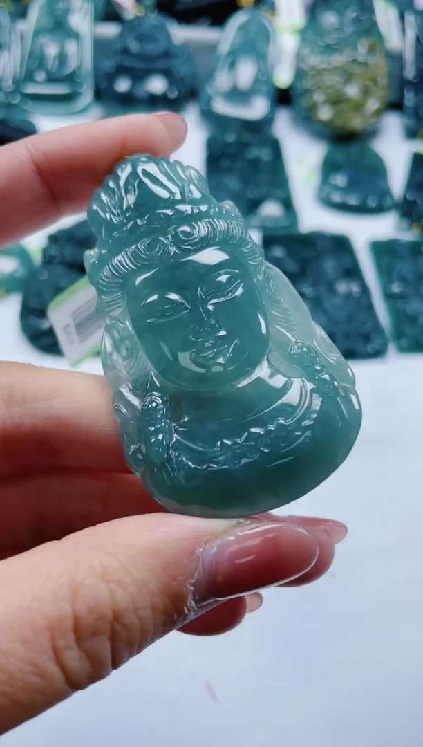 【闪购商品】翡翠颈饰未镶嵌