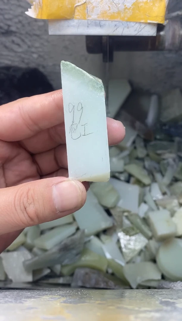 未镶嵌吊坠定制和田玉雕刻定制竹节