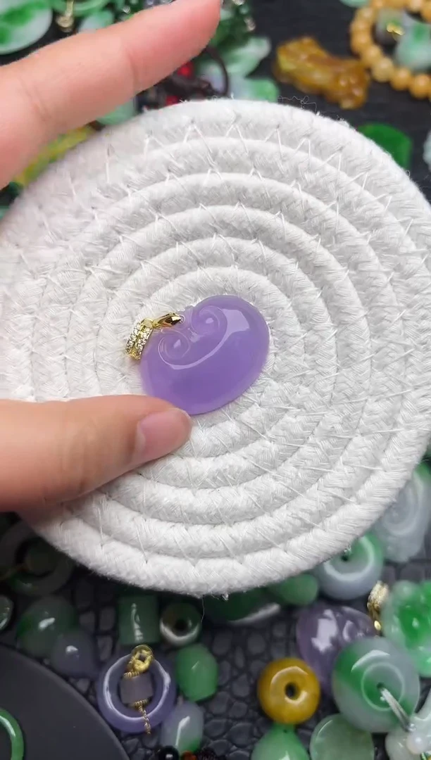 颈饰未镶嵌翡翠缅甸翡翠吊坠