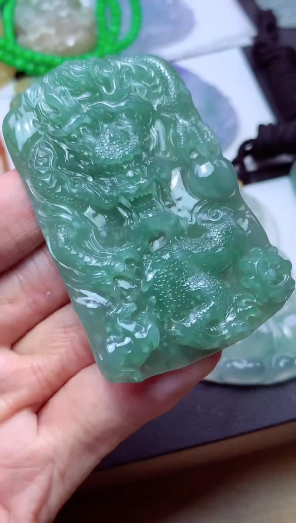 翡翠未镶嵌颈饰天然翡翠