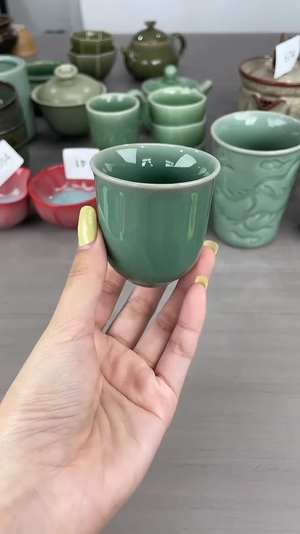 青瓷原产地仓储福利价