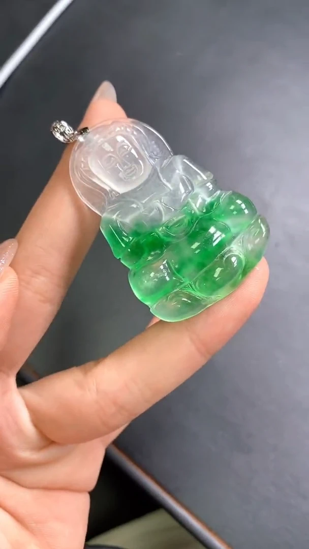 颈饰未镶嵌翡翠(配扣头多样性发其一）72