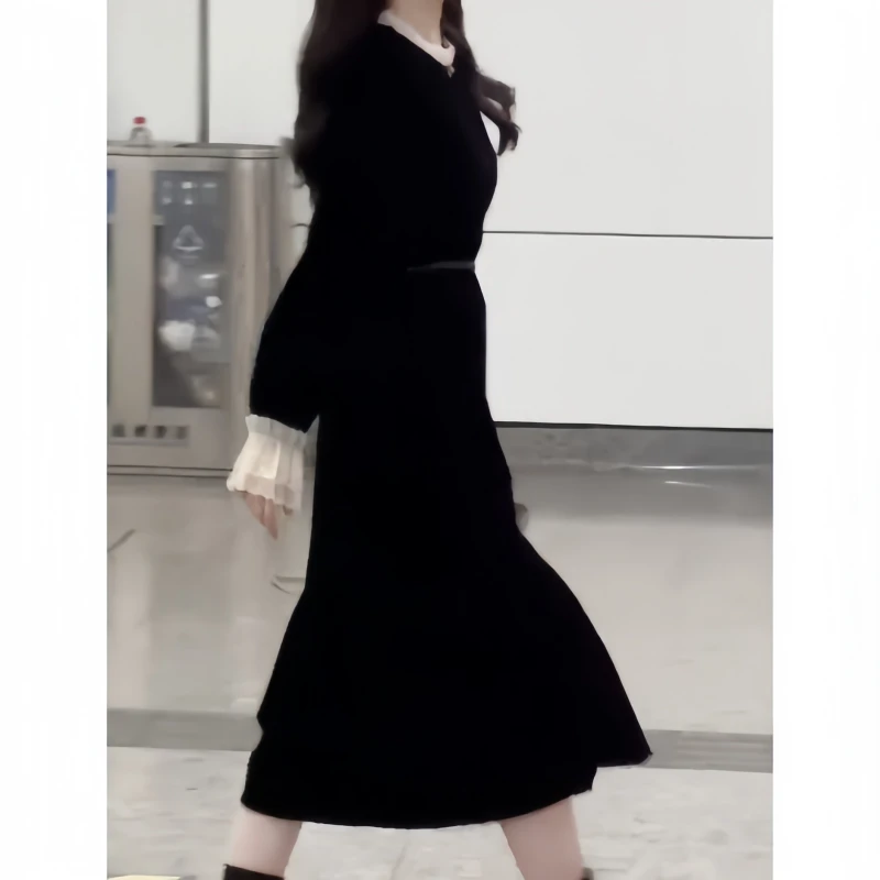秋季大码女装新款法式赫本风时尚气质连衣裙胖mm高级感精致小黑裙