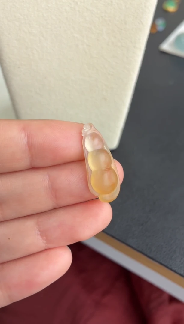 未镶嵌定制翡翠翡翠