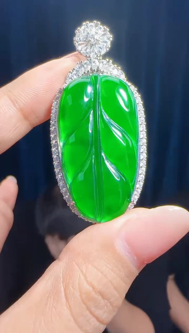 未镶嵌定制翡翠翡翠吊坠59