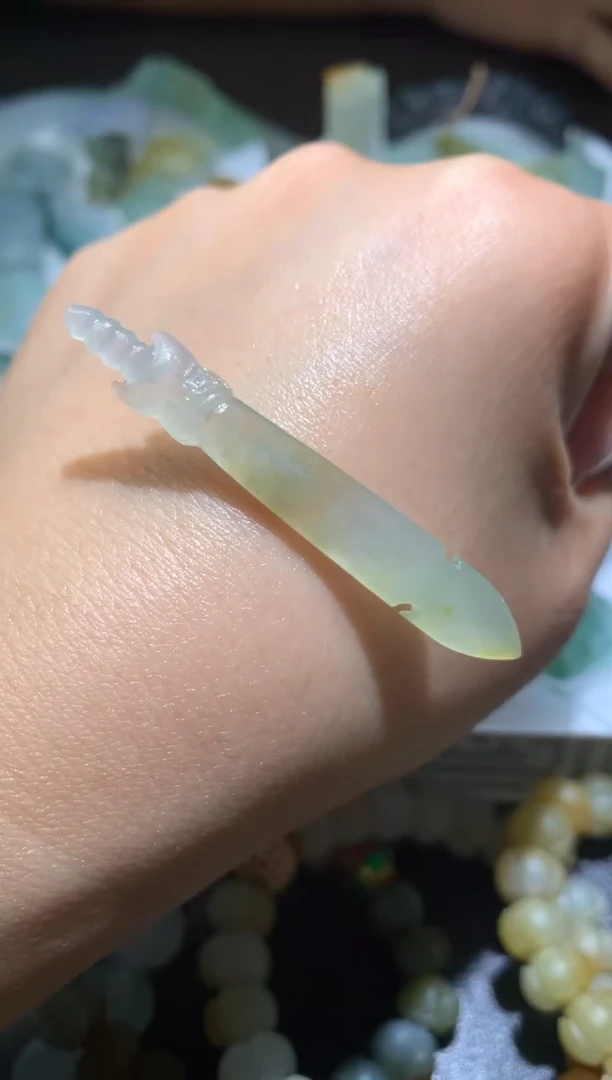 定制翡翠未镶嵌毛货